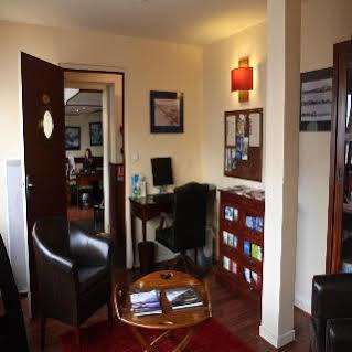 Hotel Logis - La Petite Rade