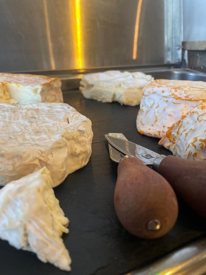 Hotel Logis - La Petite Rade Le Havre