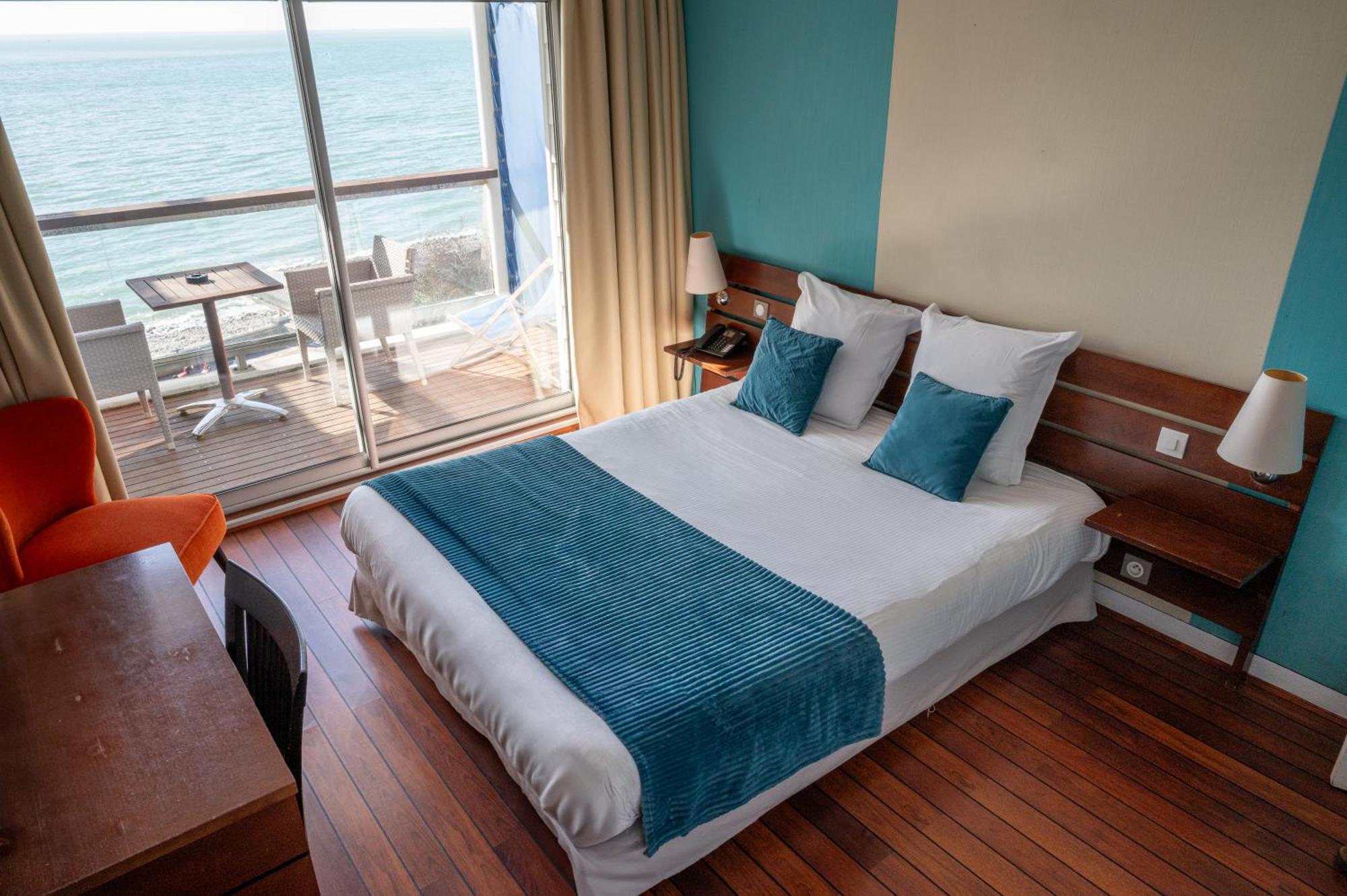 Logis - La Petite Rade Hotel Le Havre